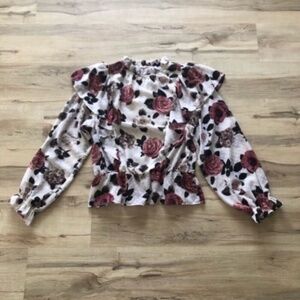 MASSIVE $10 SALE Suzy Shier Floral Puff Sleeve Blouse - Pink and Black
